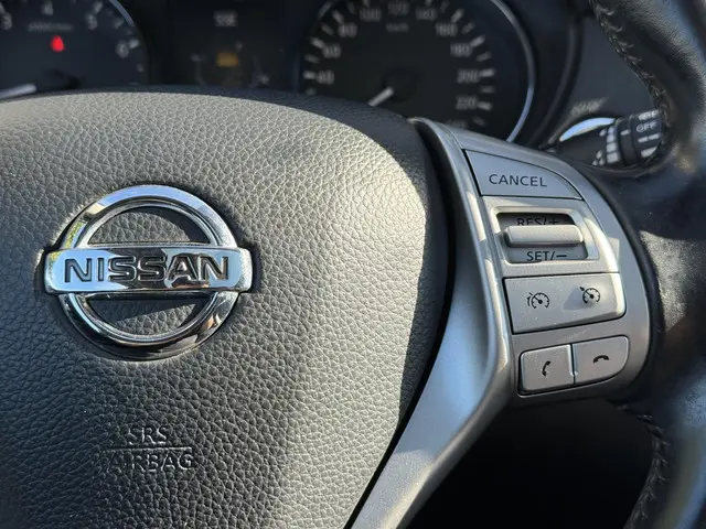Nissan QASHQAI 1.6 Tekna 2015 Benzine 19