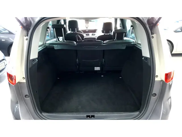 Renault Grand Scénic 1.2 TCe Bose 2015 Benzine 24