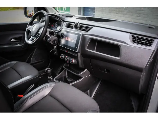 Renault Express 1.5 dCi 95 Comfort + 2021 Diesel 9