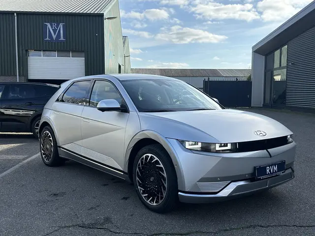 Hyundai IONIQ 5 Lounge 77kWh 2025 Elektrisch 3