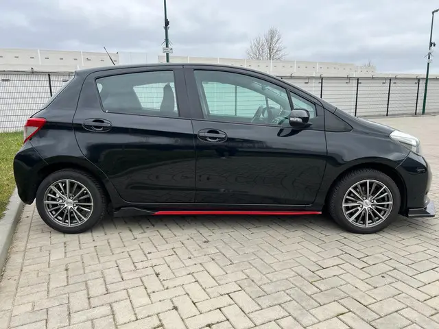 Toyota Yaris 1.3 VVT-i Aspiration 2013 Benzine 5