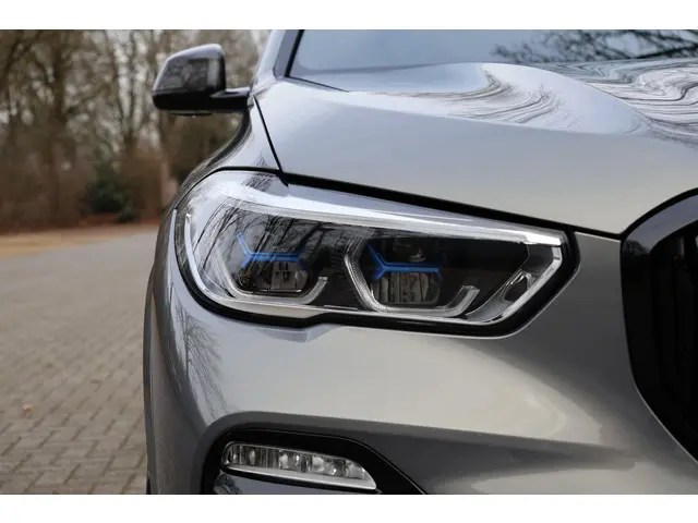 BMW X5 xDrive45e High Executive 2021 Hybride Benzine 10