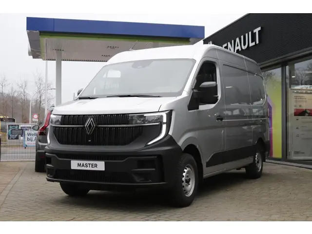 Renault Master T35 2.0 dCi 130 L2H2 Advance 2024 Diesel 33