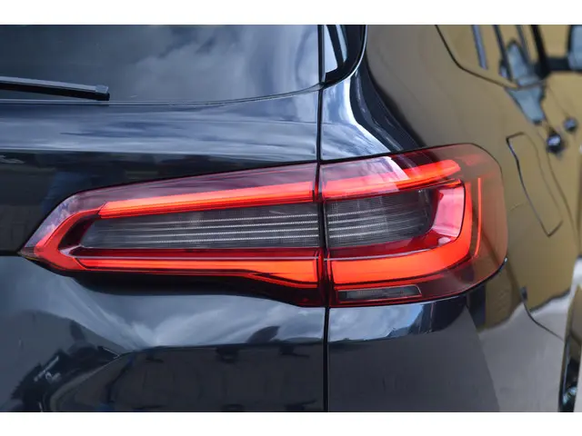 BMW X5 xDrive40i M-Sport High Executive 2018 Benzine 9