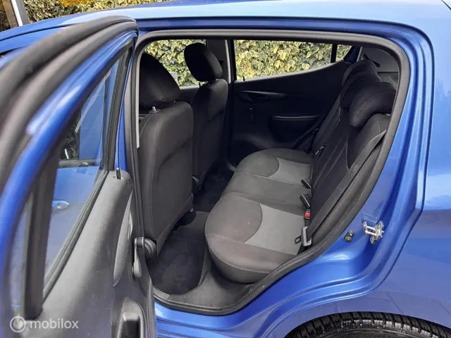 Opel KARL 1.0 ecoFLEX Innovation 2016 Benzine 6