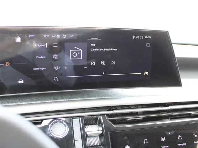 Peugeot 3008 1.2 Hybrid 145 Allure 2025 Hybride Benzine 17