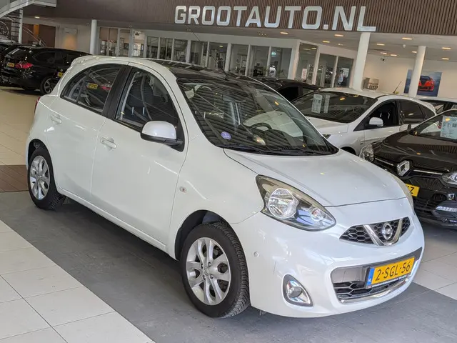 Nissan Micra 1.2 DIG-S Tekna 2013 Benzine