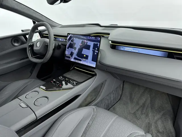 Lotus Emeya R 102kWh/919pk 2024 Elektrisch 12