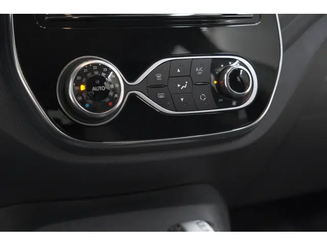 Renault Captur TCe 150 EDC Intens 2019 Benzine 47