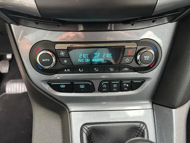Ford Focus Wagon 1.0 EcoBoost Edition Plus 2013 Benzine 29