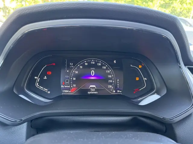 Renault Captur 1.3 TCe 140pk EDC Techno 2024 Benzine 18