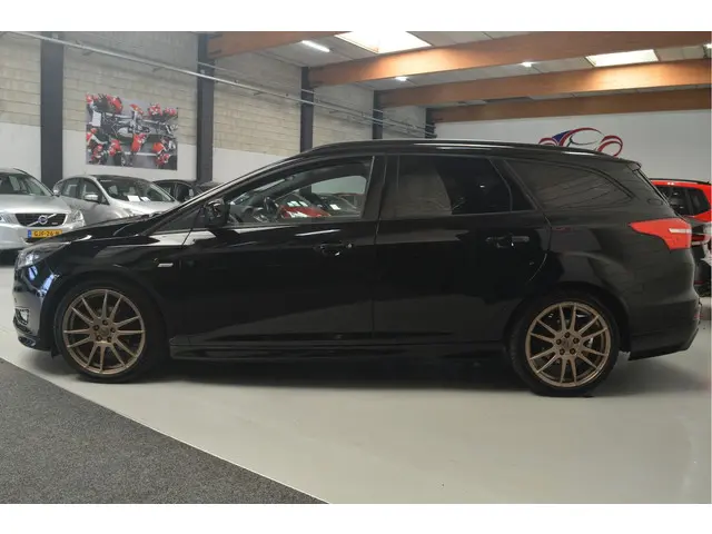 Ford Focus Wagon 1.0 2018 Benzine 5