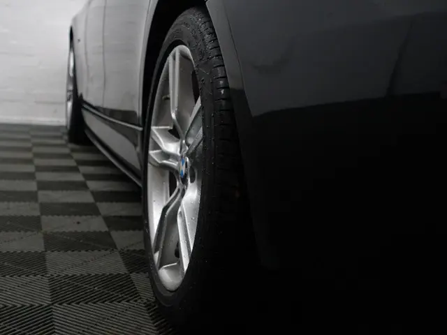 BMW 3 Serie 320i M Sport Aut- 2012 Benzine 30