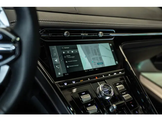 Aston Martin DB12 4.0 V8 2024 Benzine 37