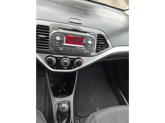 Kia Picanto 1.0 CVVT ISG Comfort Pack 2014 Benzine 2