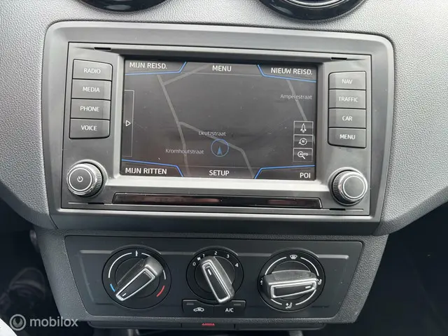 SEAT Ibiza SC 1.0 EcoTSI Style Connect 2015 Benzine 11
