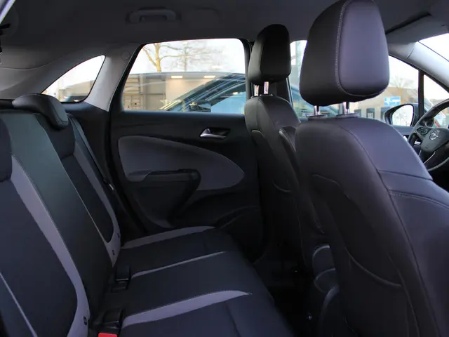 Opel Crossland X 1.2 Turbo Innovation 2017 Benzine 9