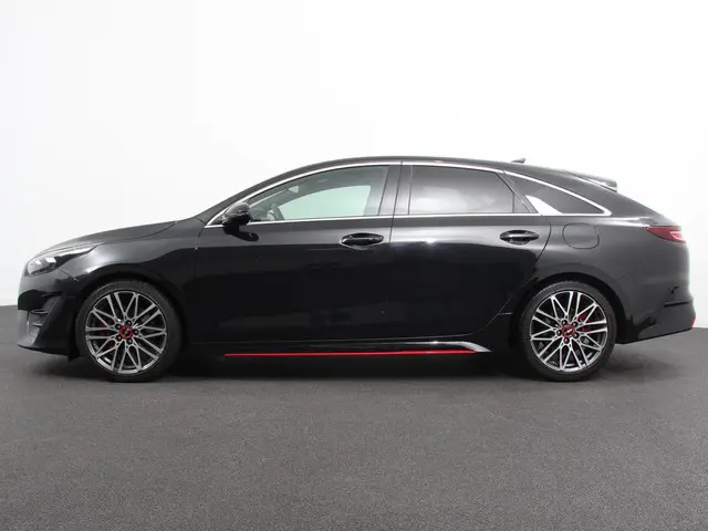 Kia ProCeed 1.6 T-GDi 204pk Automaat GT 2023 Benzine 7