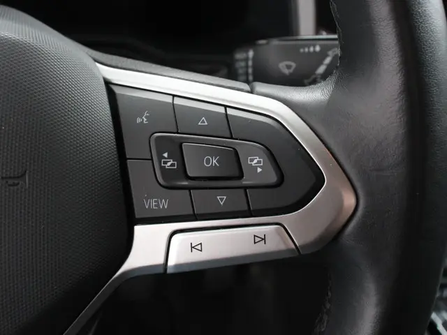 Volkswagen Polo 1.0 TSI Life 2022 Benzine 17