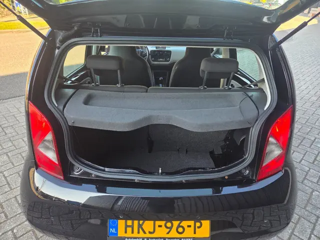 SEAT Mii 1.0 Style Sport airco cruise navi 2012 Benzine 12
