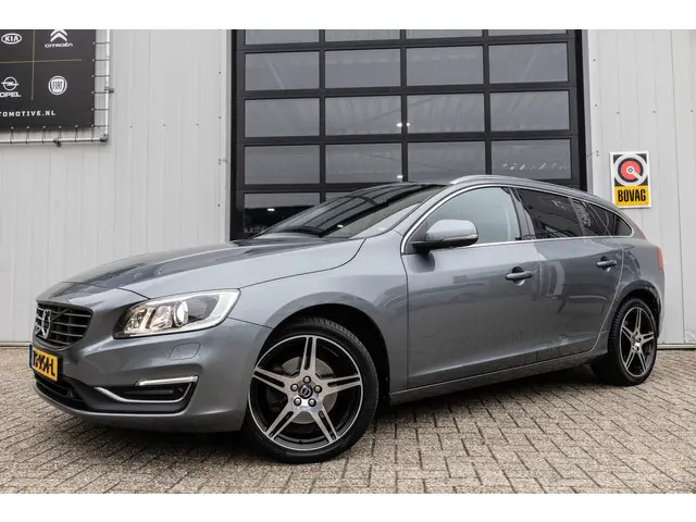Volvo V60 2.0 T4 190PK Summum 2016 Benzine 2