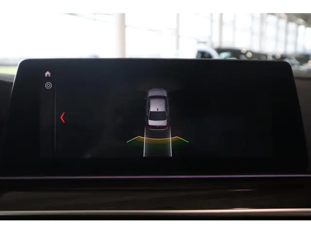 BMW 5 Serie Sedan 2019 Benzine 14
