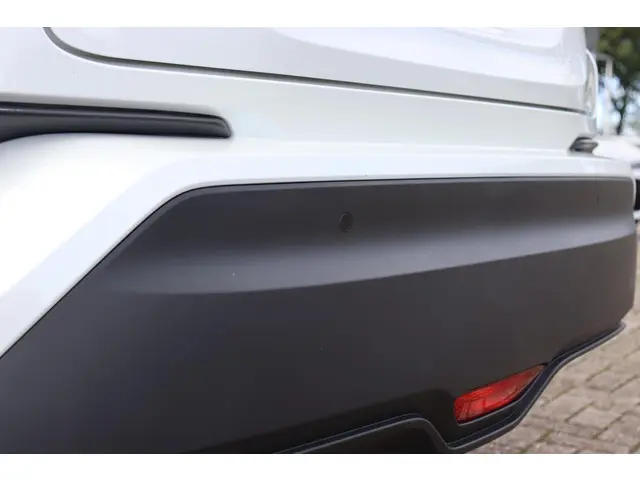 Toyota C-HR 1.8 Hybrid Executive 2019 Hybride Benzine 19