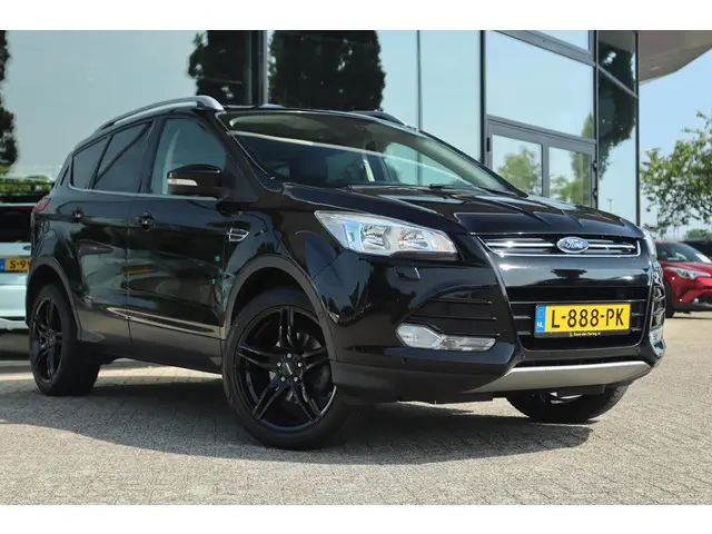 Ford Kuga 1.5 TITANIUM 2015 Benzine 4
