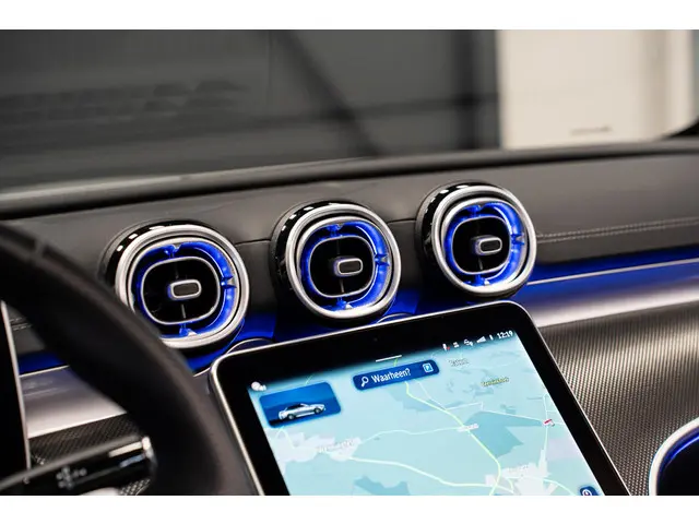 Mercedes-Benz CLE Cabriolet 200 AMG Line 2024 Benzine 25