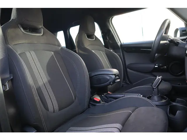 MINI Cooper Mini 1.5 DALSTON EDITION 2020 Benzine 18