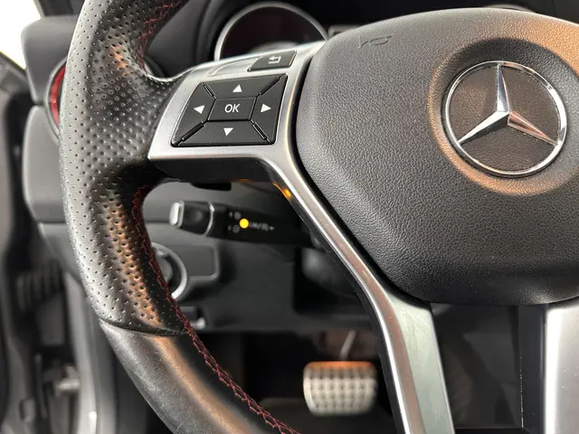 Mercedes-Benz GLA AMG 45 4MATIC 2015 Benzine 20