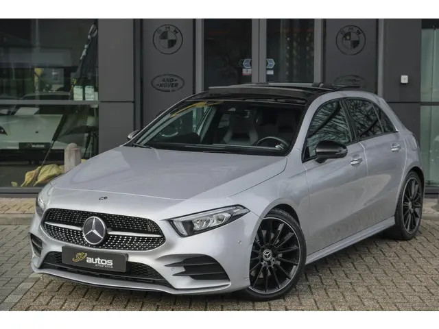 Mercedes-Benz A-Klasse A220 AMG 190pk 2019 Benzine 4