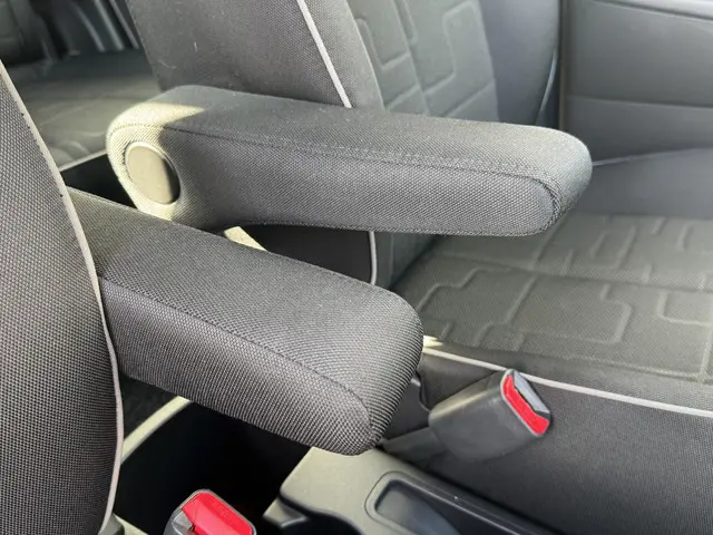 Kia Venga 1.4 CVVT X-pect 2013 Benzine 10