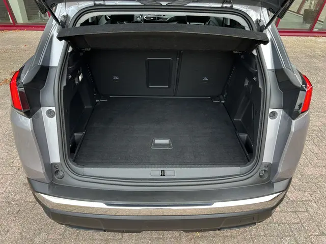 Peugeot 3008 1.6 e-THP GT Line 2017 Benzine 29