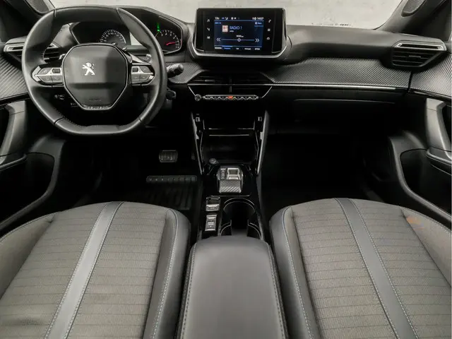 Peugeot 2008 1.2 PureTech Allure Sport 2023 Benzine 6