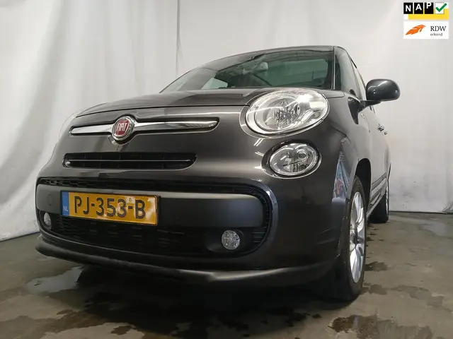 Fiat 500L 0.9 TwinAir Lounge SCHADEAUTO!! 2017 Benzine