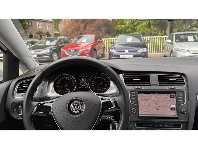 Volkswagen e-Golf e-Golf 2015 Elektrisch 21