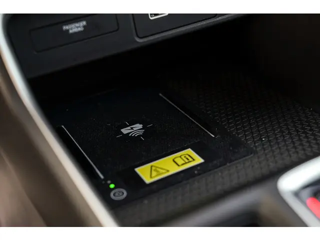 Honda CR-V 2.0i e:PHEV ADVANCE TECH 2025 Hybride Benzine 18