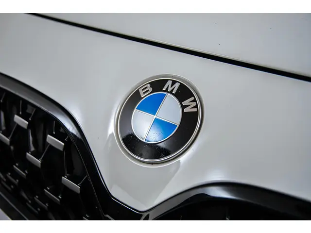 BMW 4 Serie Cabrio 430i High Executive 2021 Benzine 12