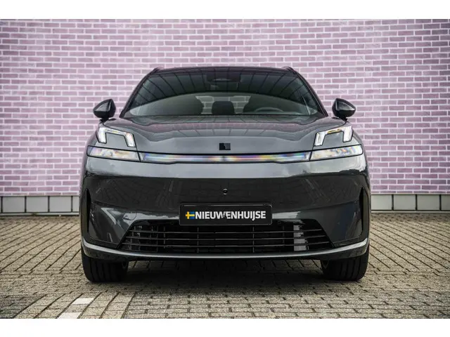 Lynk & Co 08 Plug-in Hybrid More 2025 Hybride Benzine 13