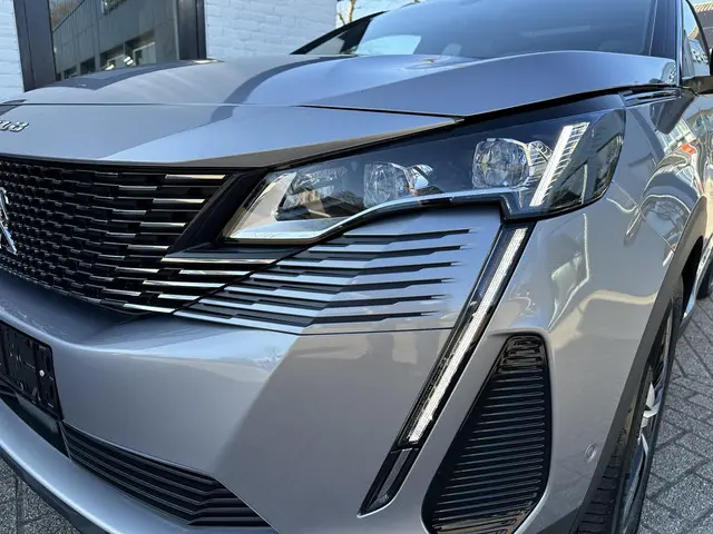 Peugeot 3008 1.6 HYbrid 225 PK GT 2023 Hybride Benzine 44