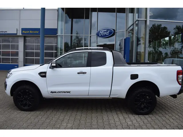 Ford Ranger 3.2 TDCi Wildtrak Supercab 2017 Diesel 4