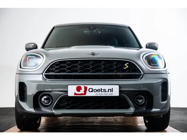 MINI Countryman Cooper SE ALL4 2022 Hybride Benzine 24