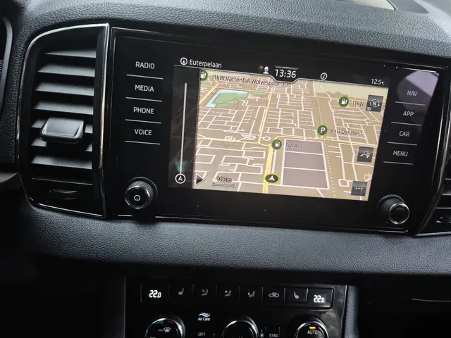 Škoda Karoq 1.0 TSI Ambition 2023 Benzine 24