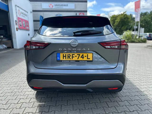 Nissan QASHQAI 1.3 MHEV Tekna 2023 Hybride Benzine 8