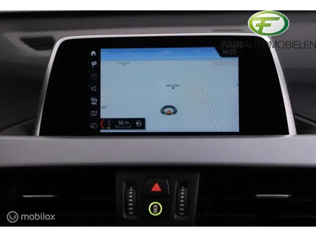 BMW X1 sDrive18i Executive 2018 Benzine 20