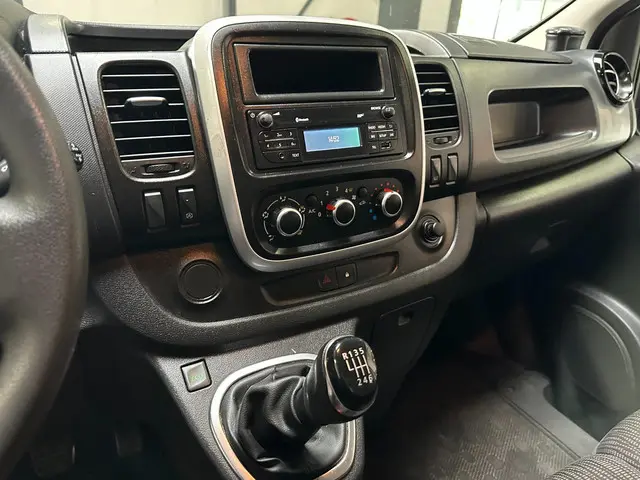 Renault Trafic 2.0 dCi 120 Pk Airco/ PDC 2020 Diesel 11