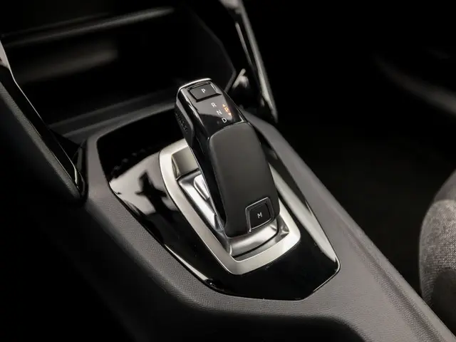 Peugeot 208 1.2 PureTech Sport 2020 Benzine 10