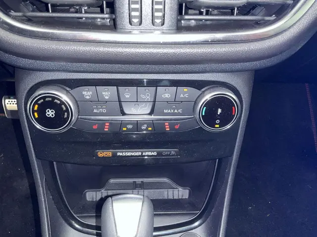 Ford Puma 1.0 EcoBoost Hybrid ST-X 2023 Benzine 12