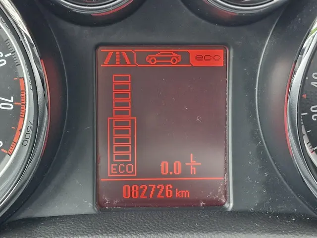 Opel Mokka 1.4 Turbo Edition Met trekhaak 2015 Benzine 17